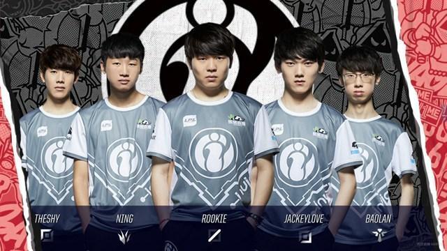 开云体育-JackeyLove焦点对战，库里与70激战加拿大队分钟，战术调整胜负难料！